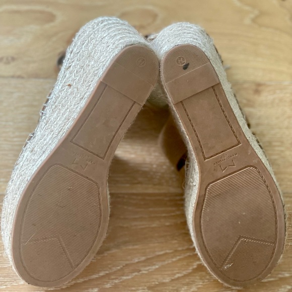 Marc Fisher suede espadrille wedge - Picture 5 of 5